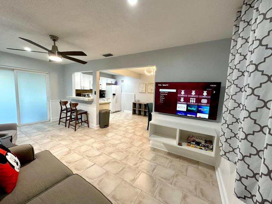 Stylish-N-Private 1Br Retreat 2 Miles To Legoland Villa Winter Haven Eksteriør billede